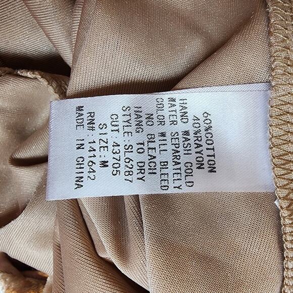 151 SHE & SKY BEIGE LIGHT WEIGHT CRUSHED VELVET DRESS - Picture 8 of 8